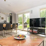 Luxury Retreat With Pool - By Traum