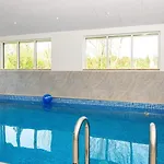 Luxury Retreat With Pool - By Traum