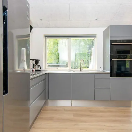 Luxury Retreat With Pool Oksbøl