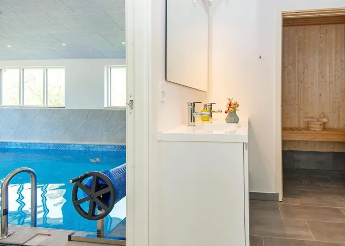 Luxury Retreat With Pool - By Traum